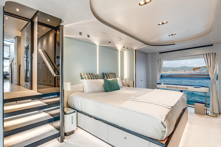  Yacht Photos Pics 