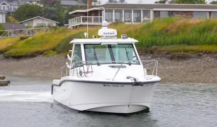 28' Boston Whaler 2013