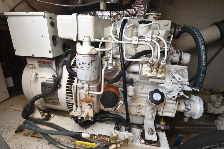 Dram-buoy Yacht Photos Pics 