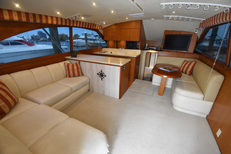 Dram-buoy Yacht Photos Pics 