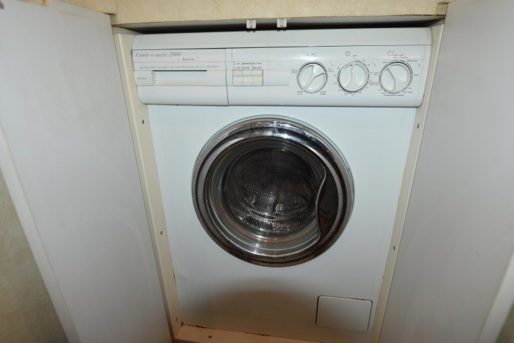 Dram-buoy Yacht Photos Pics 