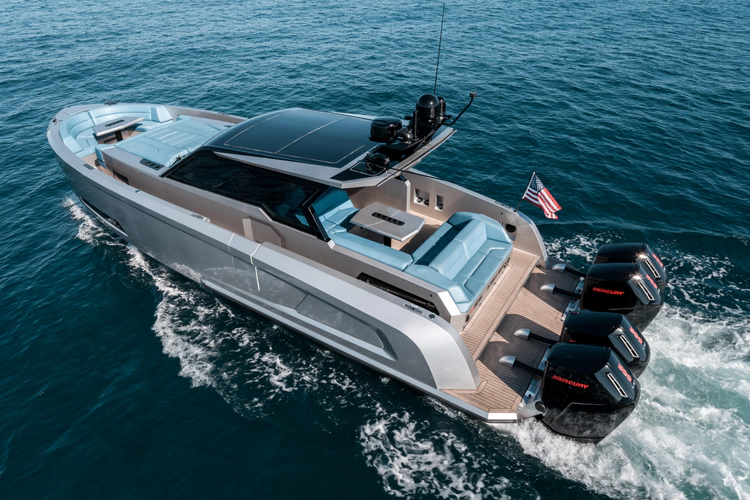 Robin's Nest Yacht Photos Pics 