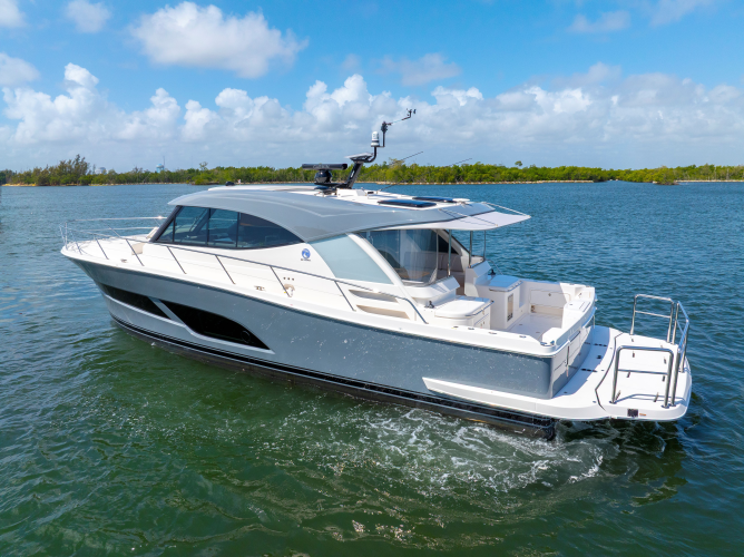 505 Suv Yacht Photos Pics 