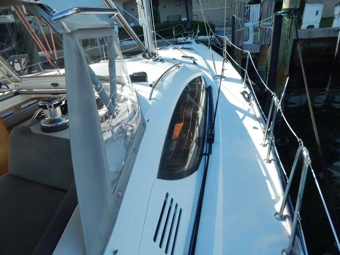 Respite Yacht Photos Pics 