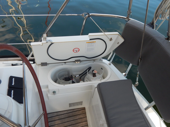 Respite Yacht Photos Pics 