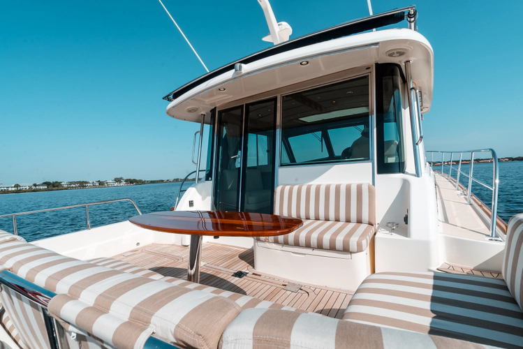 Five Bears Ix Yacht Photos Pics 