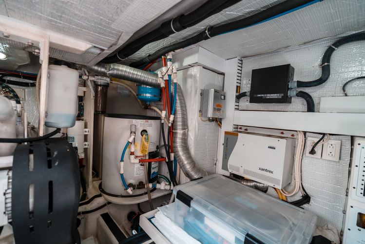 Five Bears Ix Yacht Photos Pics 