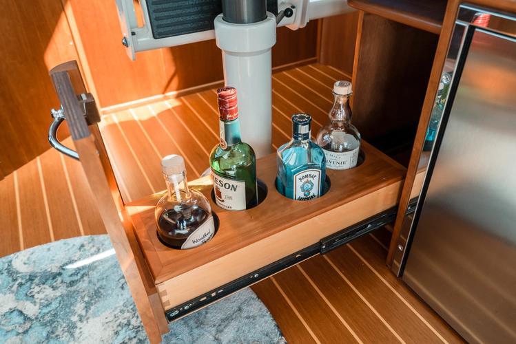 Five Bears Ix Yacht Photos Pics 