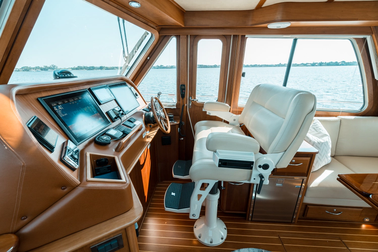 Five Bears Ix Yacht Photos Pics 