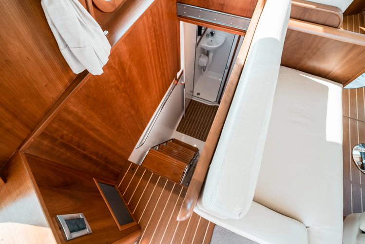 Five Bears Ix Yacht Photos Pics 