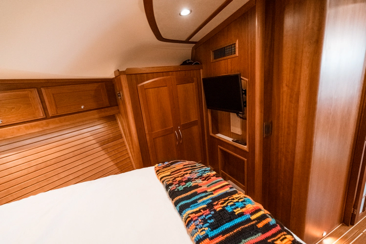 Five Bears Ix Yacht Photos Pics 