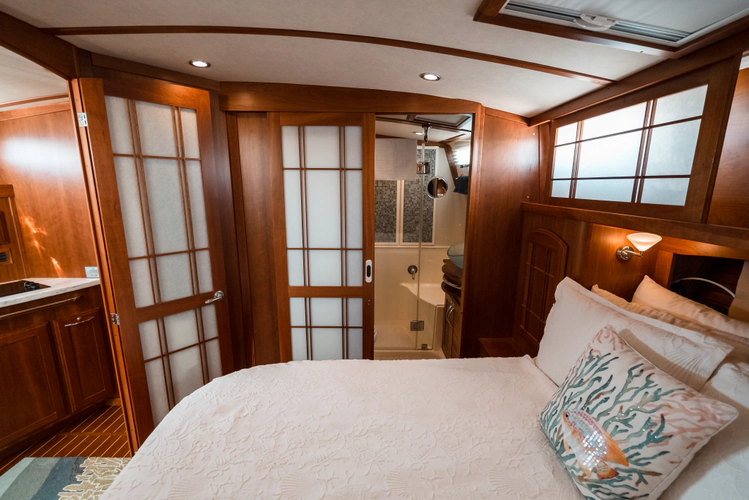 Five Bears Ix Yacht Photos Pics 