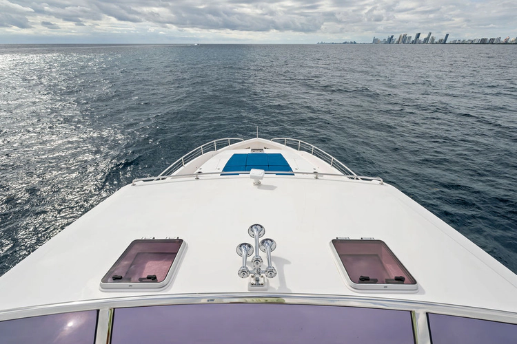 Water Lilly Yacht Photos Pics 