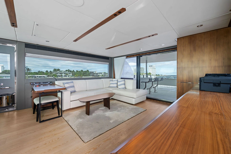 Water Lilly Yacht Photos Pics 