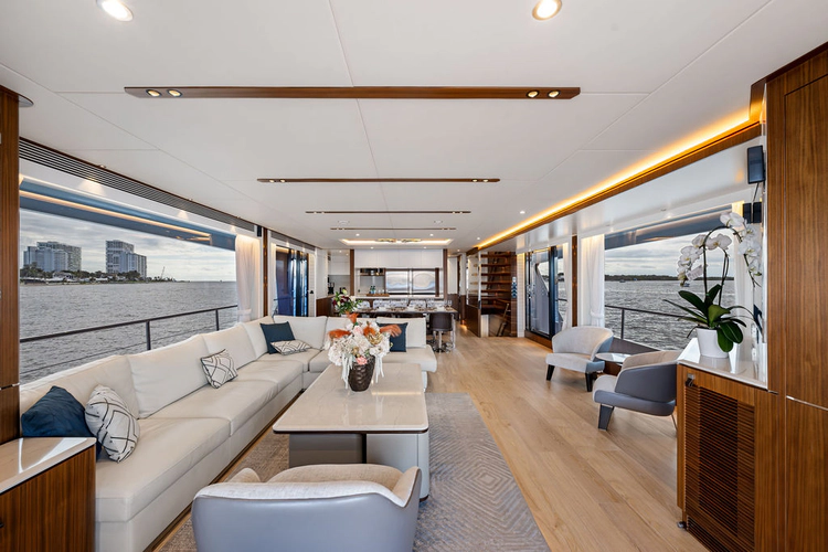 Water Lilly Yacht Photos Pics 