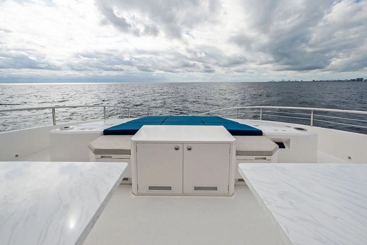 Water Lilly Yacht Photos Pics 