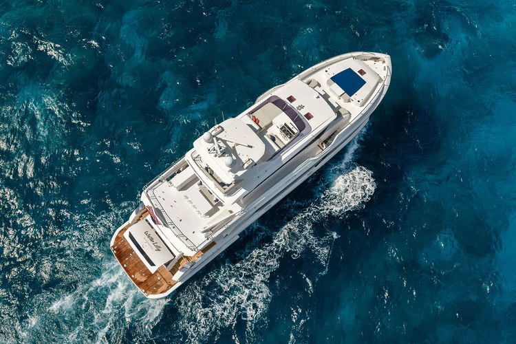 Water Lilly Yacht Photos Pics 