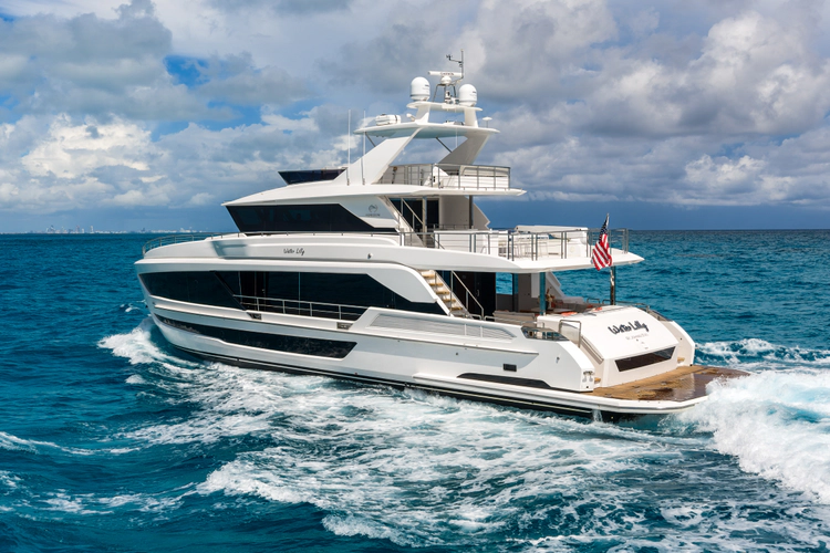 Water Lilly Yacht Photos Pics 