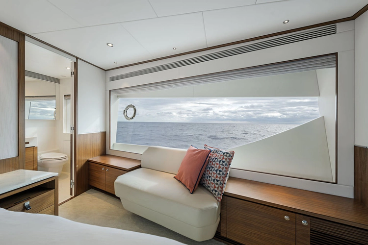 Water Lilly Yacht Photos Pics 
