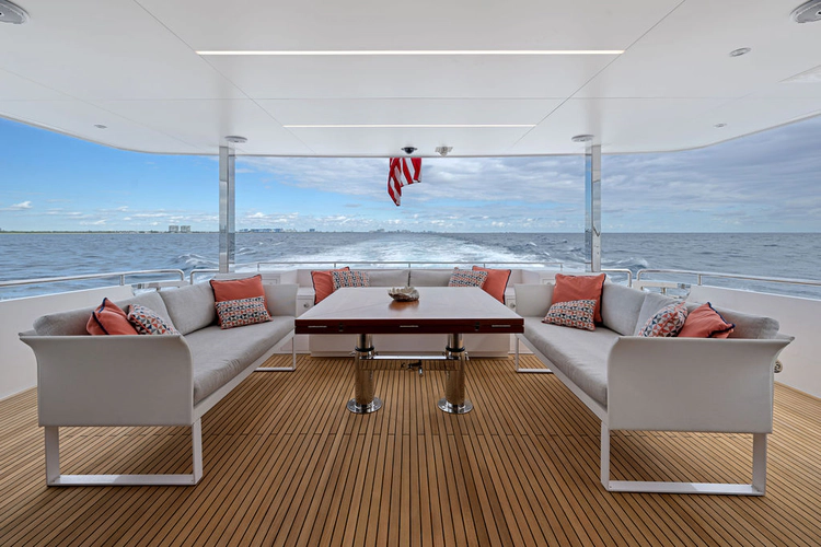 Water Lilly Yacht Photos Pics 