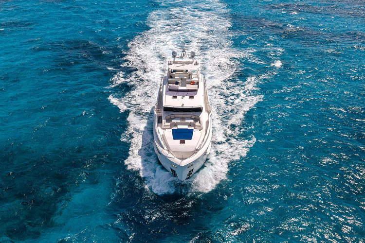 Water Lilly Yacht Photos Pics 