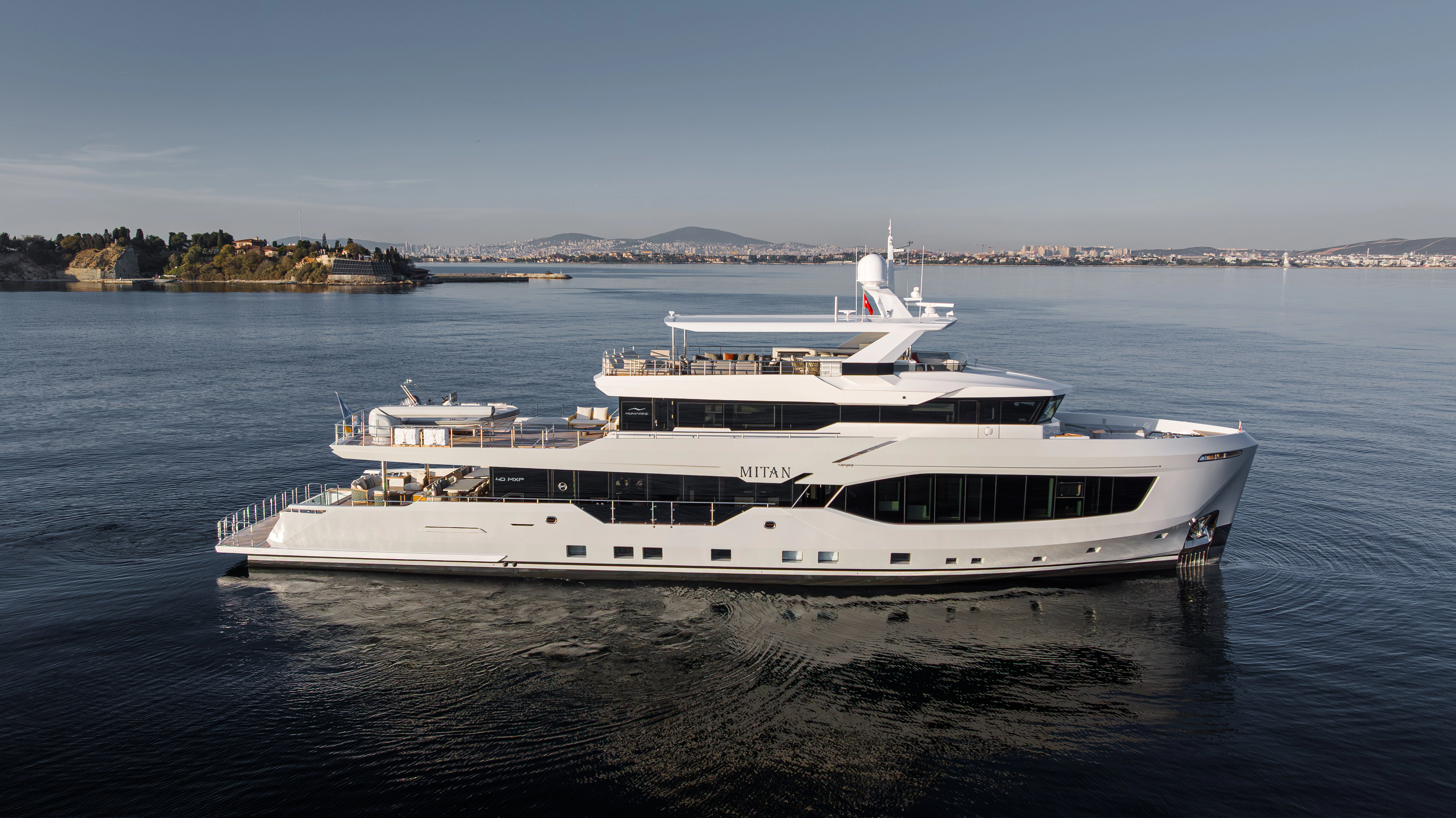 2027 Numarine 131 ft