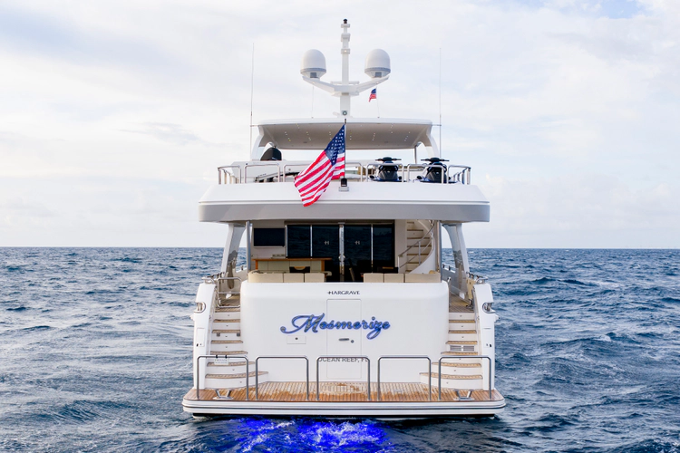 Mesmerize Yacht Photos Pics 