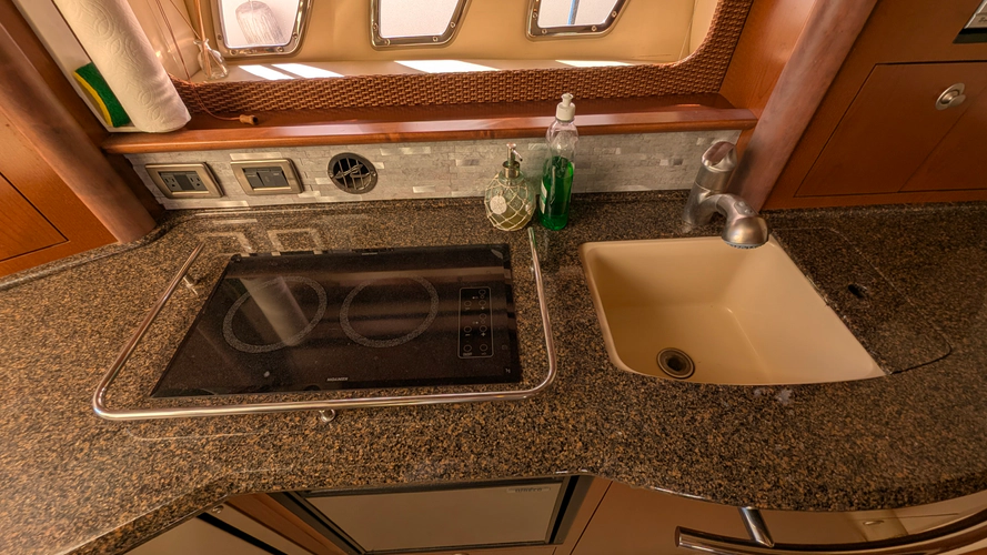 Sea-renity Yacht Photos Pics 