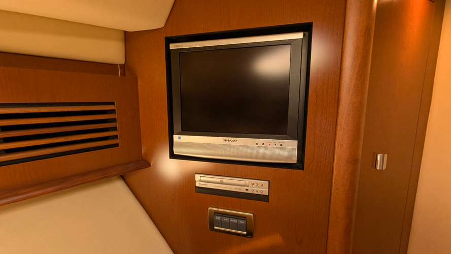 Sea-renity Yacht Photos Pics 