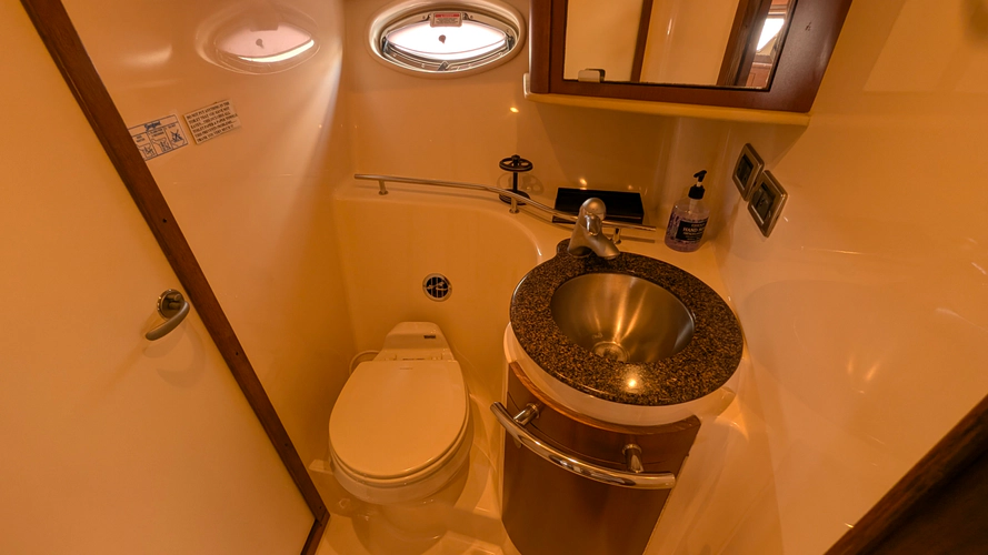Sea-renity Yacht Photos Pics 