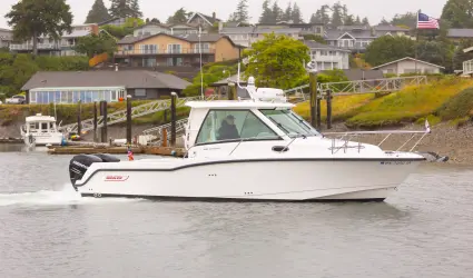 28' Boston Whaler 2013