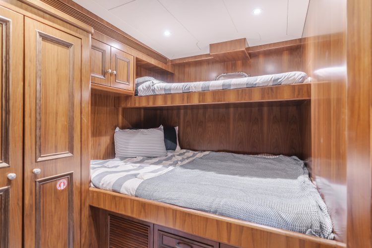 White Lotus Yacht Photos Pics 