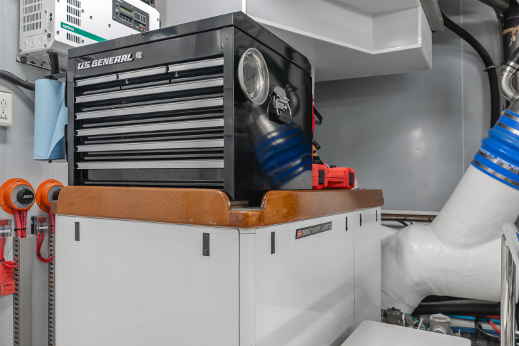 White Lotus Yacht Photos Pics 