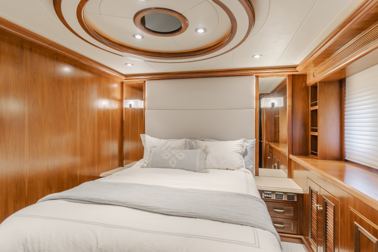 White Lotus Yacht Photos Pics 