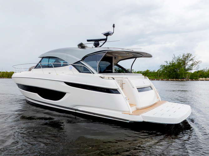 4600 Sports Yacht Yacht Photos Pics 