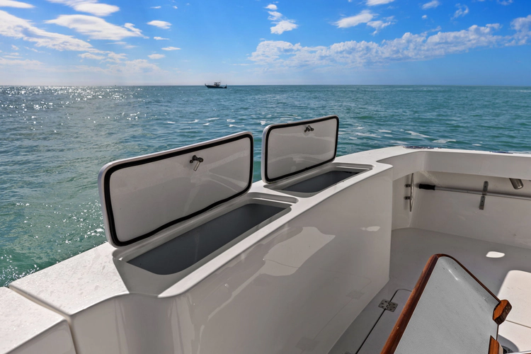 Tiburon Yacht Photos Pics 