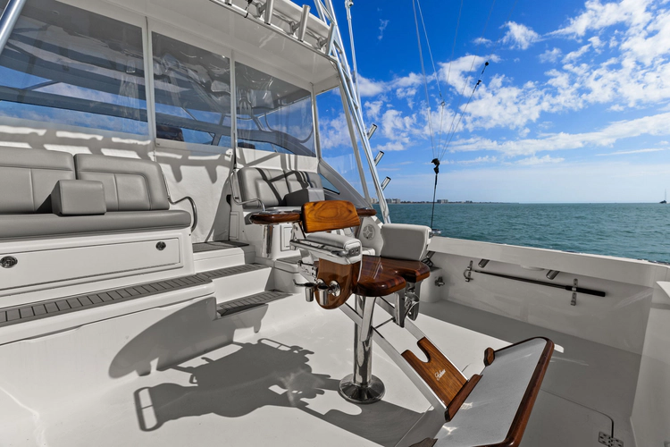 Tiburon Yacht Photos Pics 