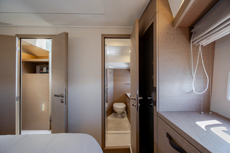 420 Yacht Photos Pics 