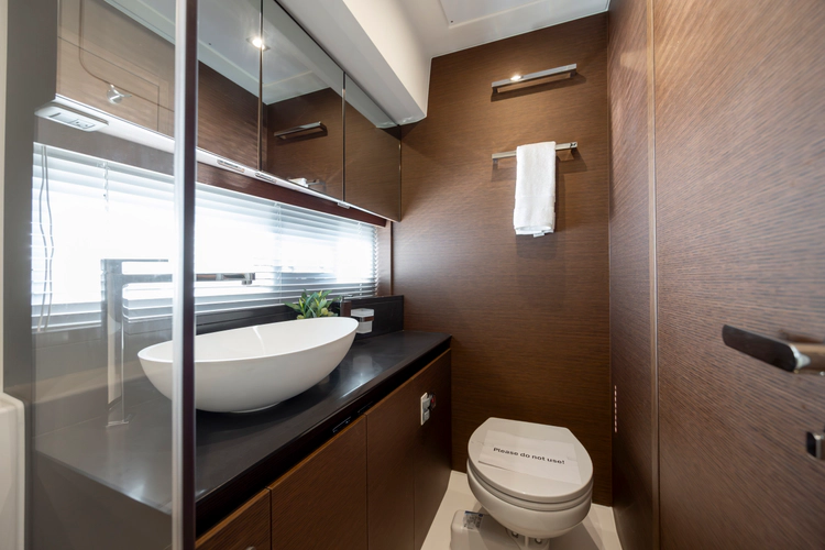 460 Yacht Photos Pics 