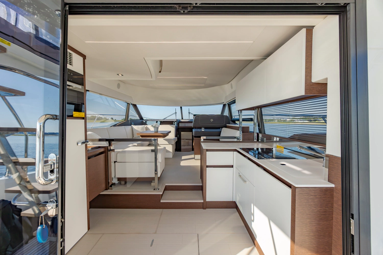 460 Yacht Photos Pics 