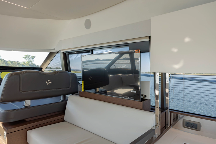 460 Yacht Photos Pics 