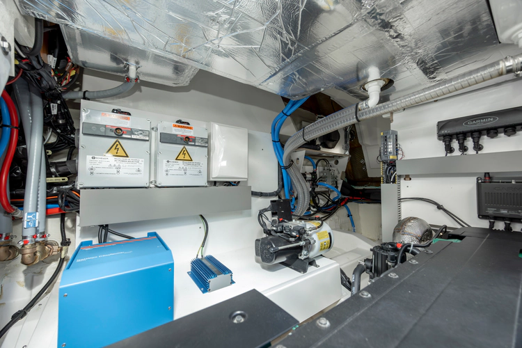 460 Yacht Photos Pics 