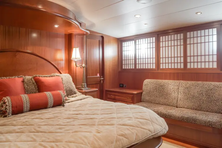 Al Di La Yacht Photos Pics 