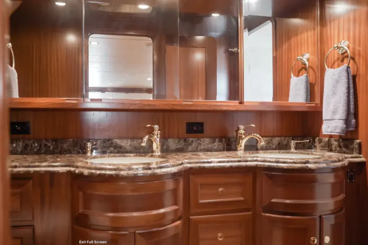 Al Di La Yacht Photos Pics 