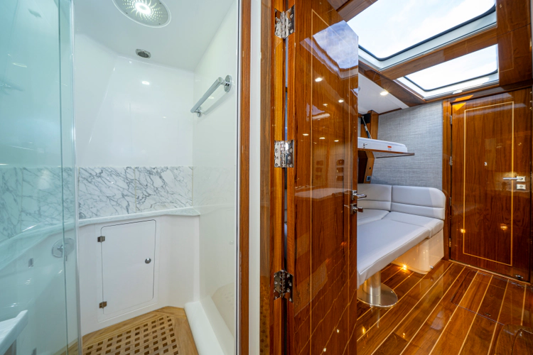 65 Estrella Yacht Photos Pics 