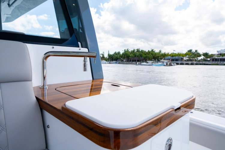 65 Estrella Yacht Photos Pics 