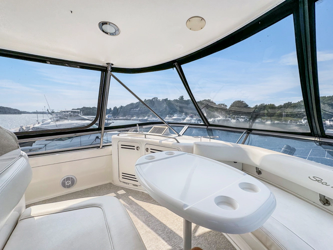 Island Seeker Yacht Photos Pics 