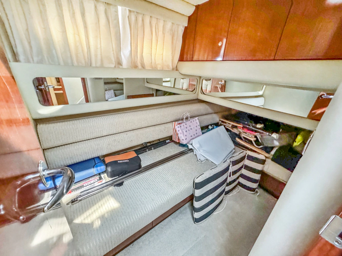 Island Seeker Yacht Photos Pics 