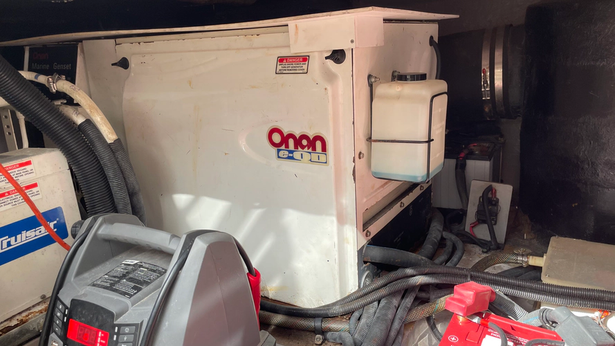 Island Seeker Yacht Photos Pics 