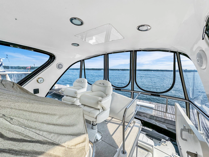 Island Seeker Yacht Photos Pics 